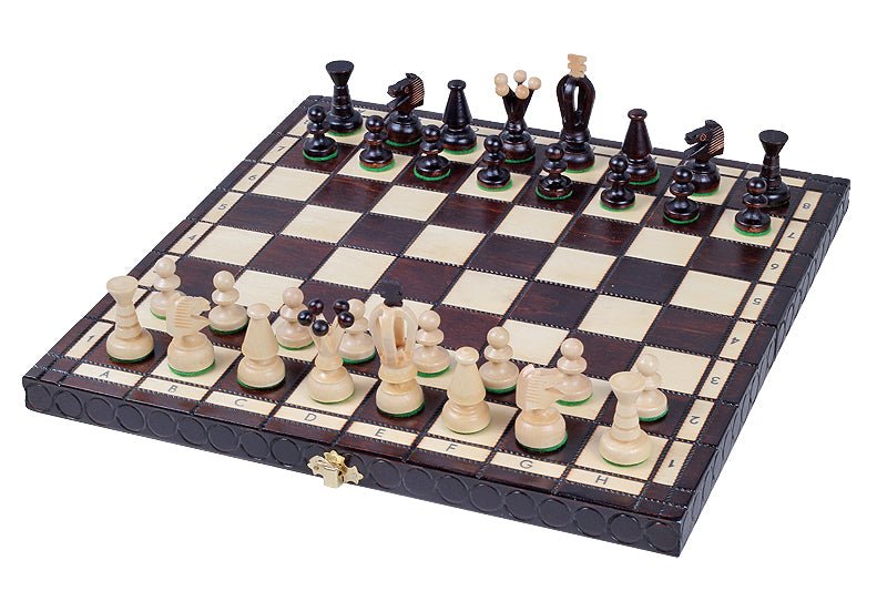 King's Chess Set Brown