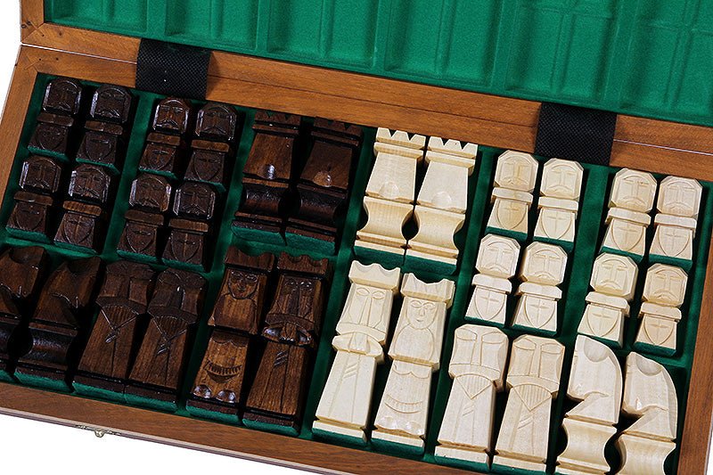 Orawa Chess Set