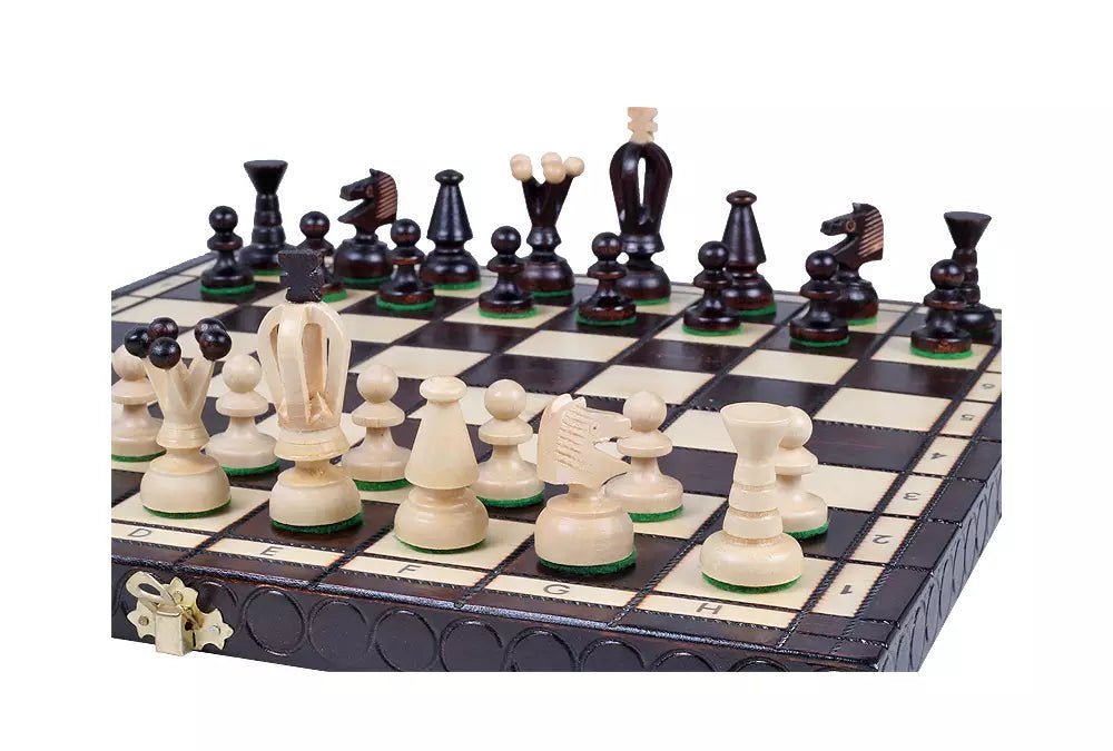 King's Chess Set Brown